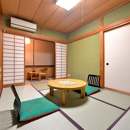Kusatsu Onsen Ryokufutei Ryokan Exteriör bild