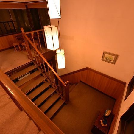 Kusatsu Onsen Ryokufutei Ryokan Exteriör bild